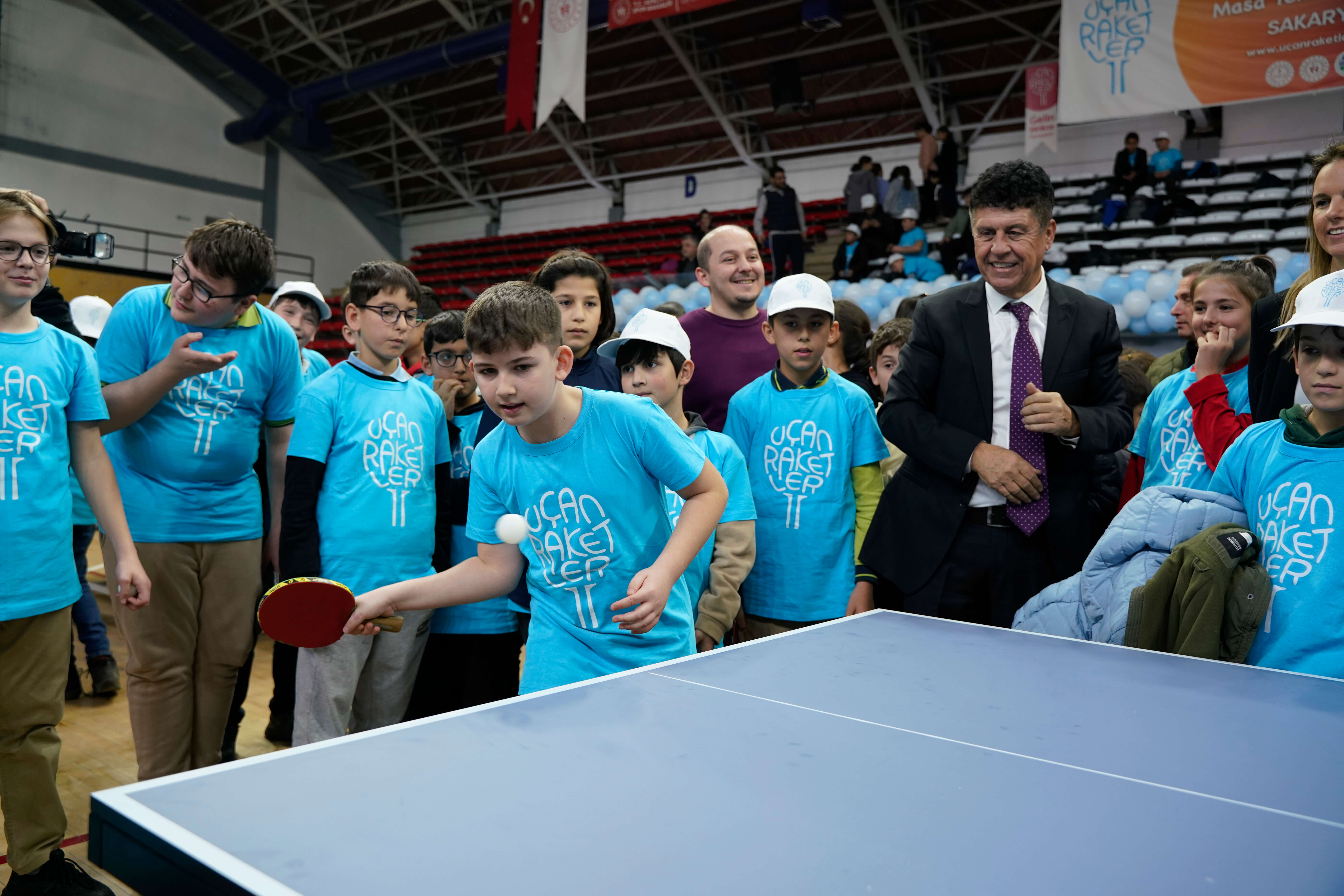 Hitit, Rackets Up, Sakarya